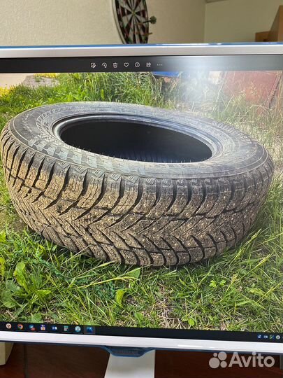 Nokian Tyres Hakkapeliitta 10p SUV 235/65 R17