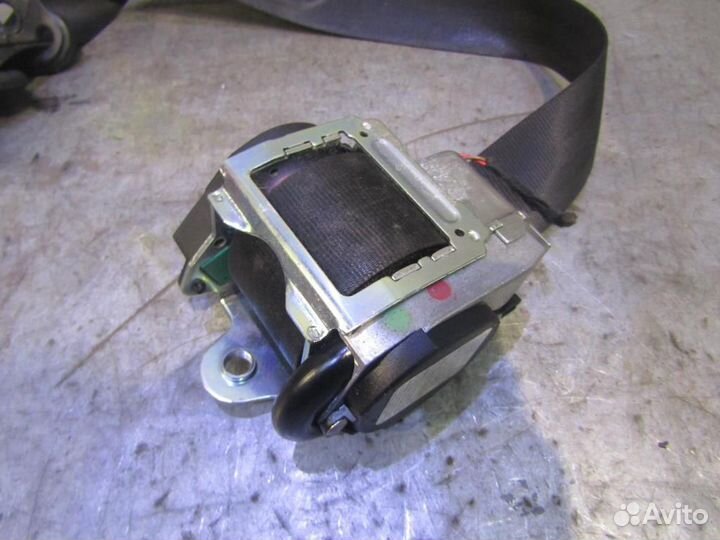 Ремень безопасности с пиропатроном Audi Allroad q