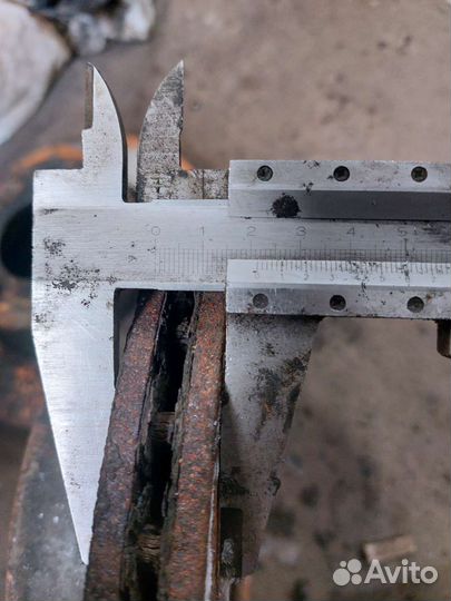 Передние тормозные диски BMW F30