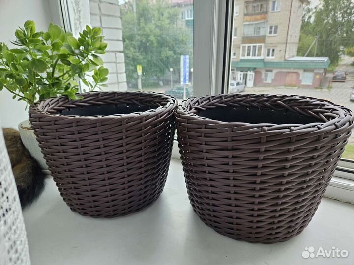 Кашпо из ротанга
