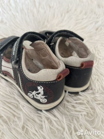 Сандали Kapika