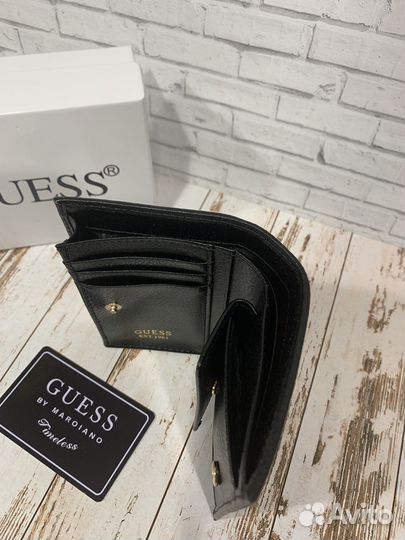Кошелек женский Guess
