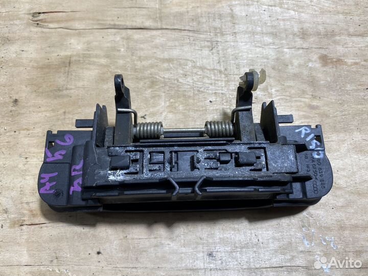 Ручка наружная Audi A4 B6 R150