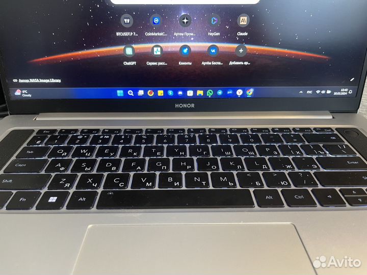 Ноутбук Honor Magicbook 16 AMD 5600 144Hz