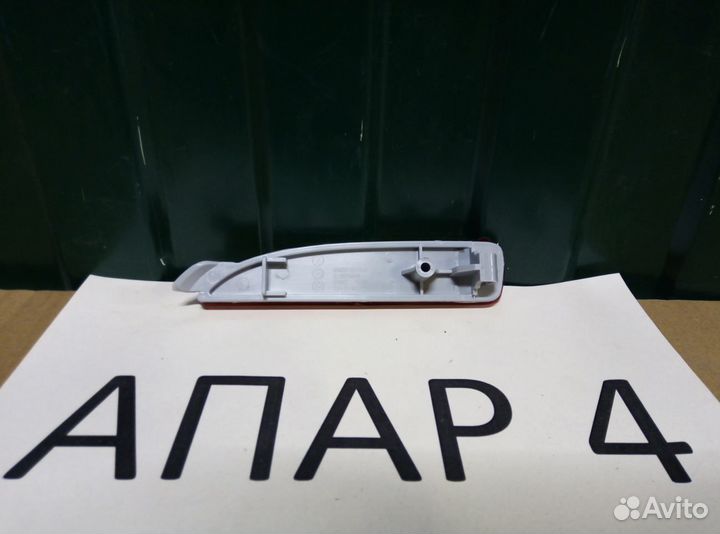 Отражатель правый Mazda 6 3 GJ 2012