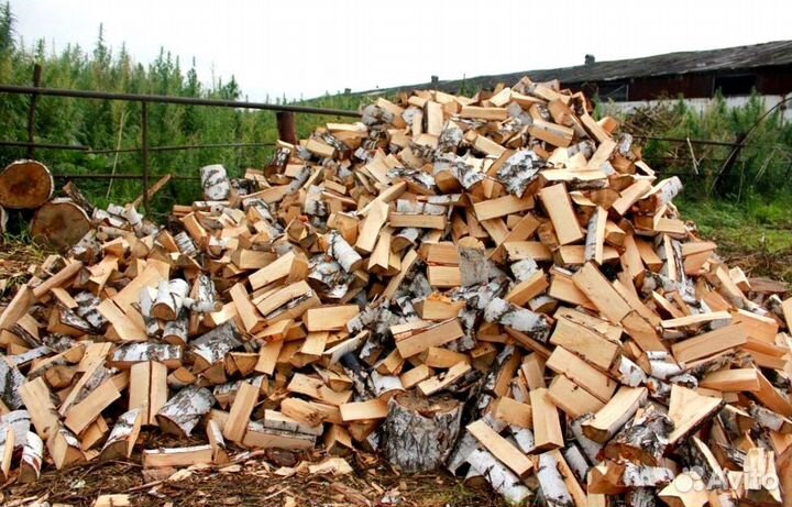 Дрова рядом