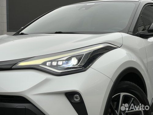 Toyota C-HR 2.0 CVT, 2021, 25 400 км