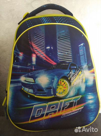 Школьный рюкзак