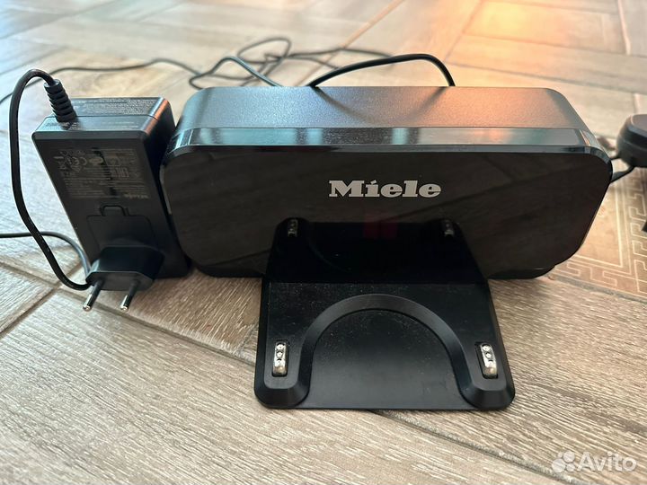 Робот пылесос Miele scout rx2 homevision с камерой