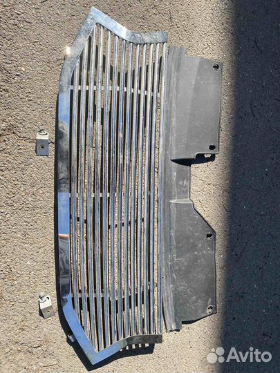 Продам решетку радиатора УАЗ патриот с 2014- хром