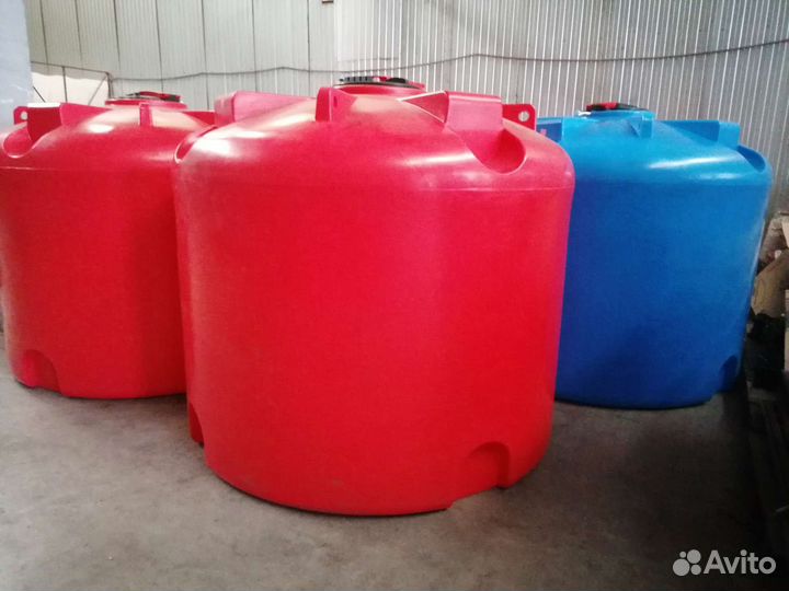 Емкость пластиковая для аграриев