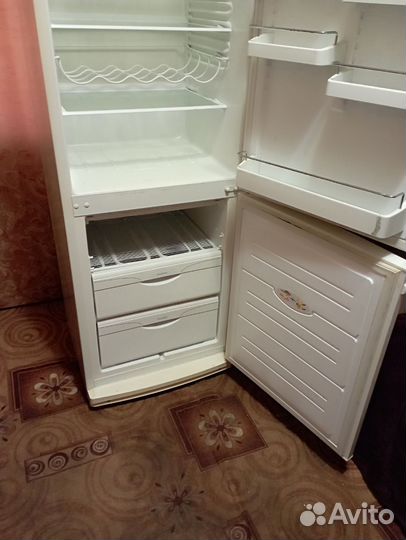 Холодильник Атлант двухкамерный