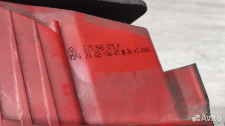 Фонарь задний правый гольф 4 универсал