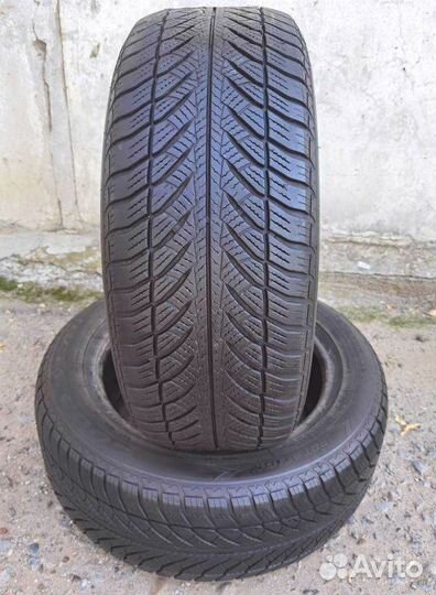 Goodyear UltraGrip Performance 225/55 R17 97H