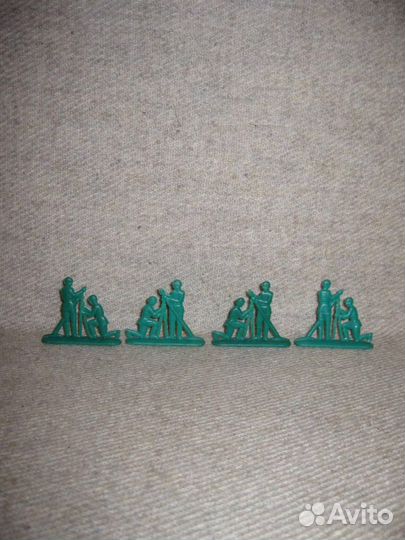 Игрушка СССР Солдатики Пограничники пластик 23 шту