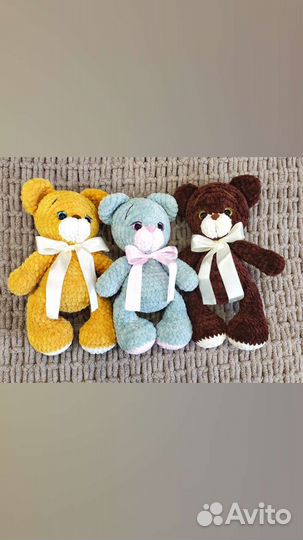 Плюшевый вязаный мишка ручной работы