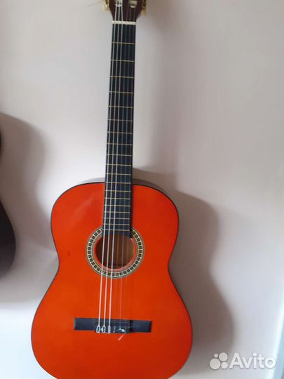 Классическая гитара бу