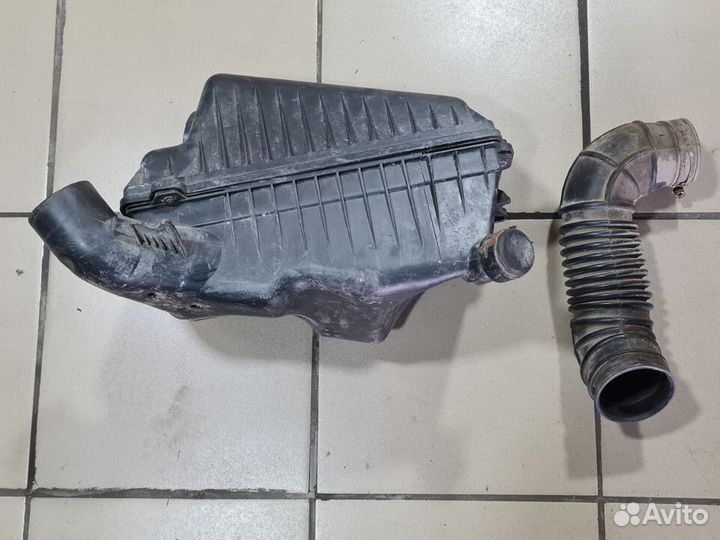 Корпус воздушного фильтра Kia Spectra