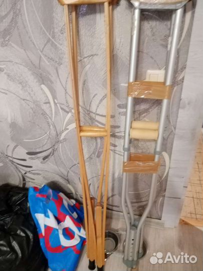 Костыли подмышечные