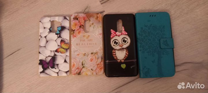 Чехол на телефон