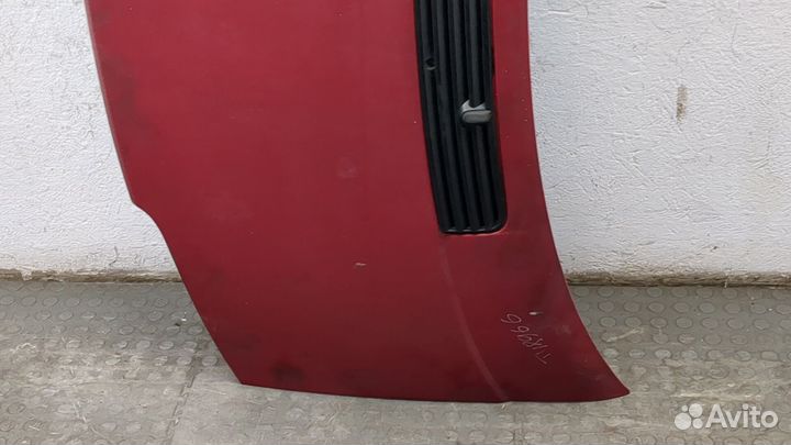 Капот Volkswagen Transporter 4