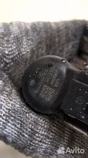 Форсунка топливная Seat Leon 2, 2012