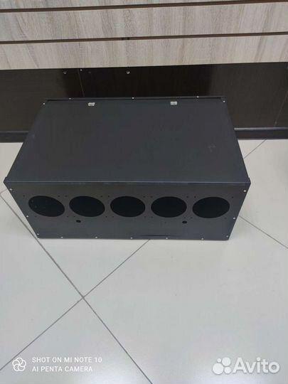 Закрытый корпус для майнинг ферм на 12 видеокарт