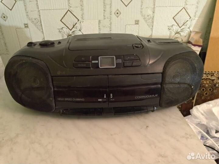 Музыкальный центр LG CD-580AX