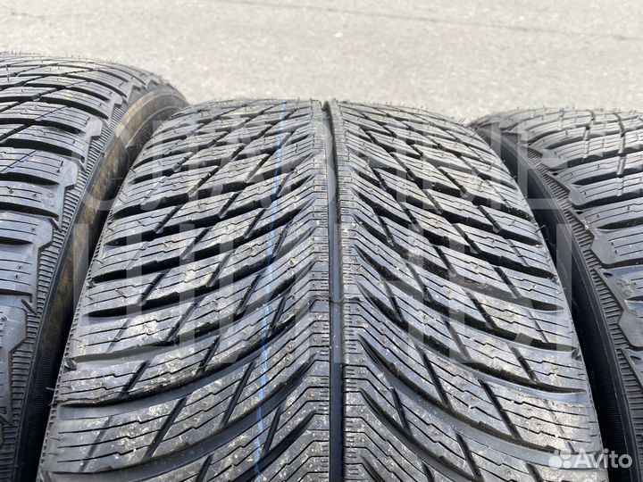 Michelin Pilot Alpin 5 SUV 285/45 R21 113V