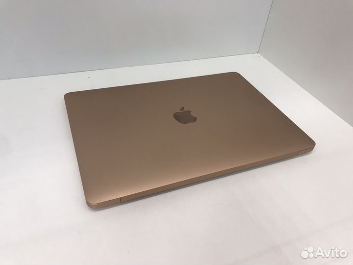 Macbook Air 13 2020 M1 8gb 256