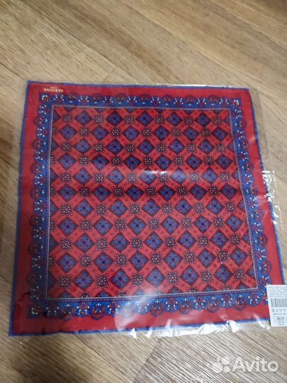 Шелковый платок