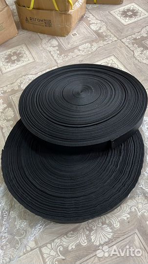 Лента резиновая мебельная черная