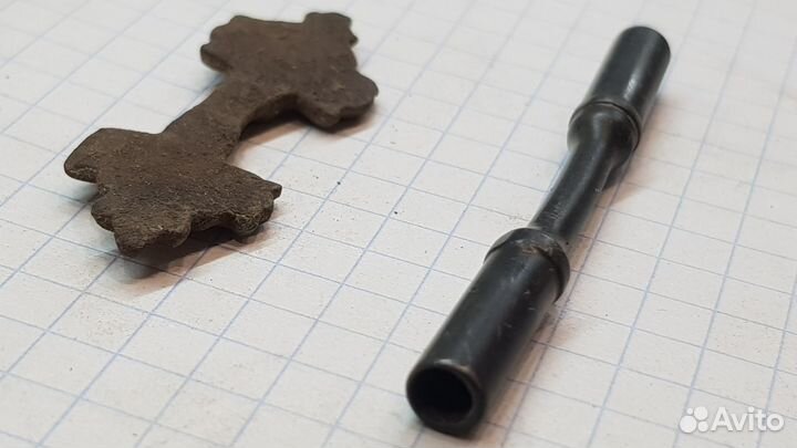 Пуговки костыльки