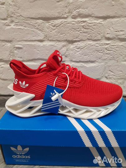 Кроссовки adidas мужские новые