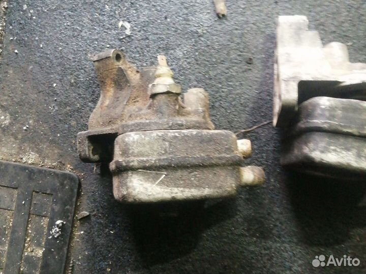 Кронштейн масляного фильтра Фольксваген т4