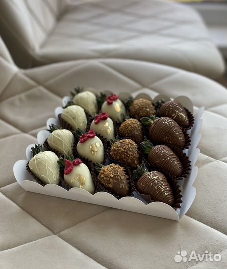 Клубника в шоколаде есть наличии