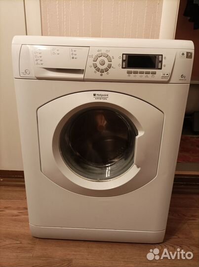 Продам стиральную машинку 