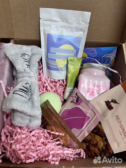 Наборы с косметикой новые