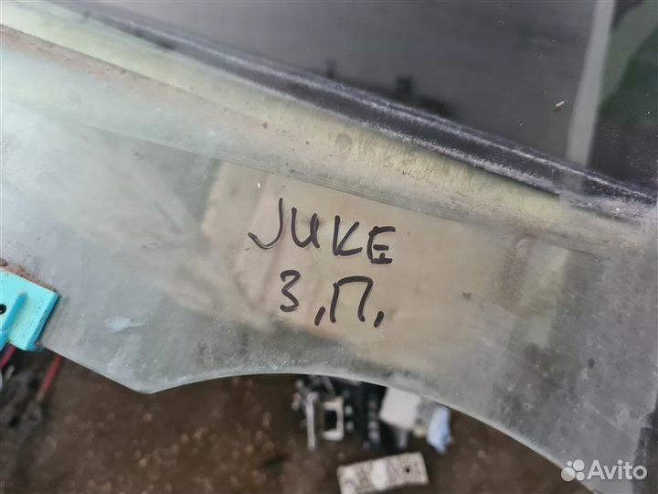 Стекло двери заднее Nissan Juke 2011