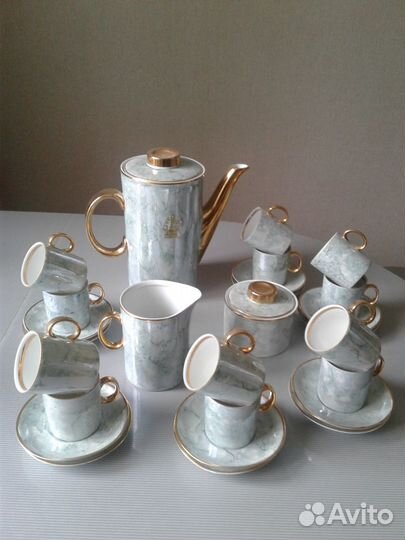 Сервиз кофейный на 12 персон
