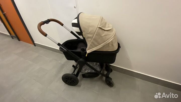 Коляска happy baby mommer