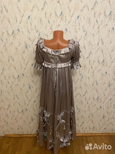 Платье для исторических танцев