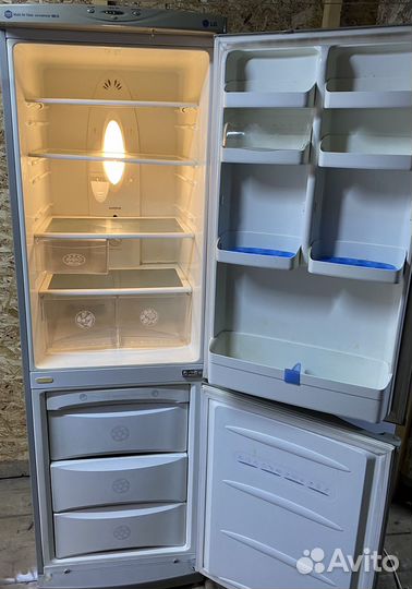 Холодильник lg