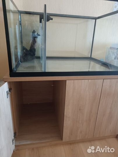 Морской аквариум 80 105 60 с тумбой