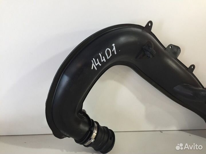 Воздуховод Ford Focus III 2011-2018