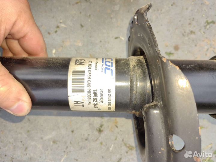 Стойки амортизаторов с IDS Plus CDC на Opel Аstra