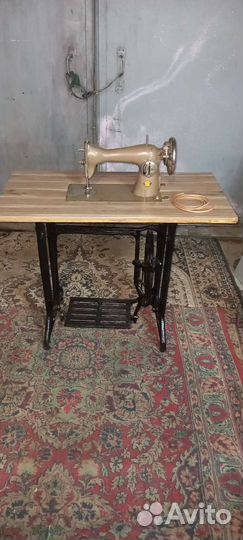 Швейная машинка бу ножная