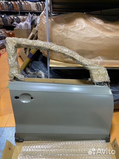 Дверь передняя правая на volkswagen polo