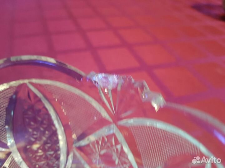 Конфетница хрустальная