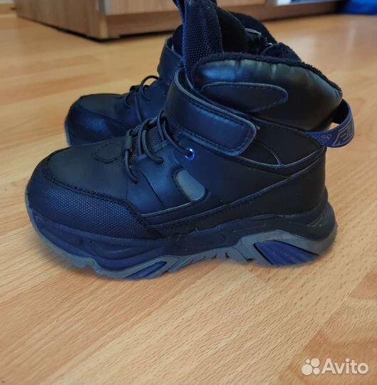 Ботинки зимние на мальчика 29 размер